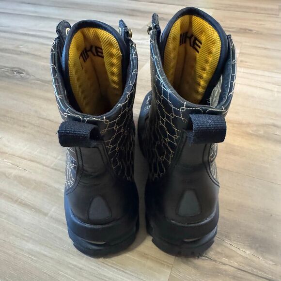 Y2K Nike ACG Women’s Combat Hiking Black And Yellow Boots Size 8 Outdoor Durable - Picture 3 of 10
